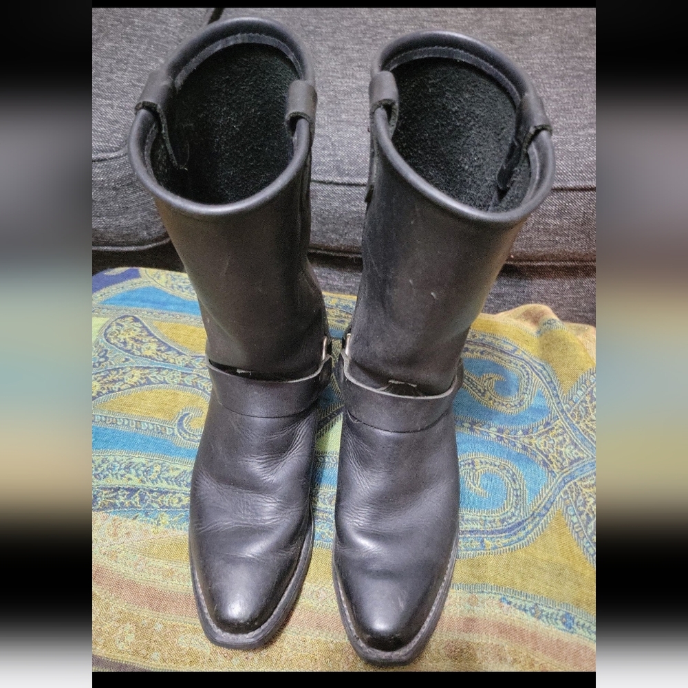 Women's Black Leather Motorcycle Boots Size 8